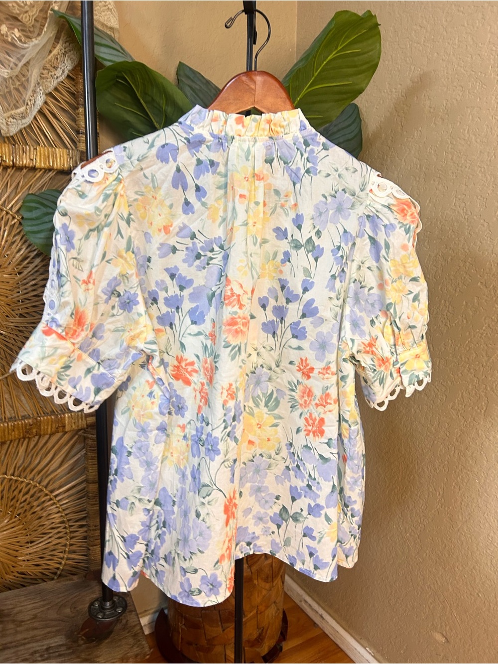 Entro floral cotton puff sleeves blouse size large 100% cotton - Picture 5 of 5